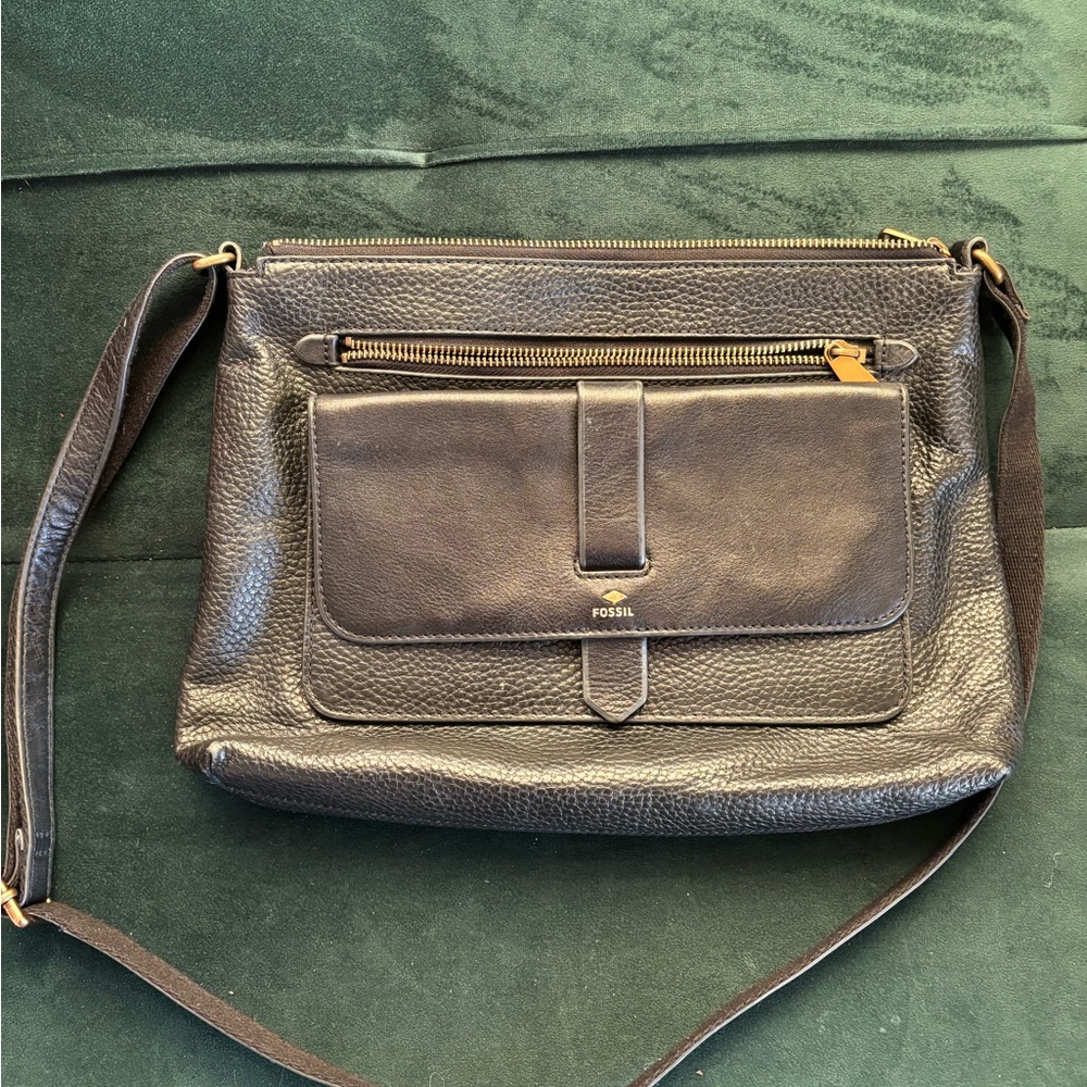 Fossil Black Leather Crossbody Bag